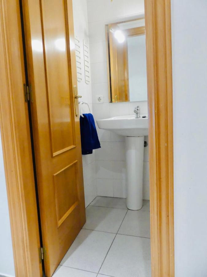 Confortable Pis En Ple Centre De Vic Aptgarbi Dış mekan fotoğraf
